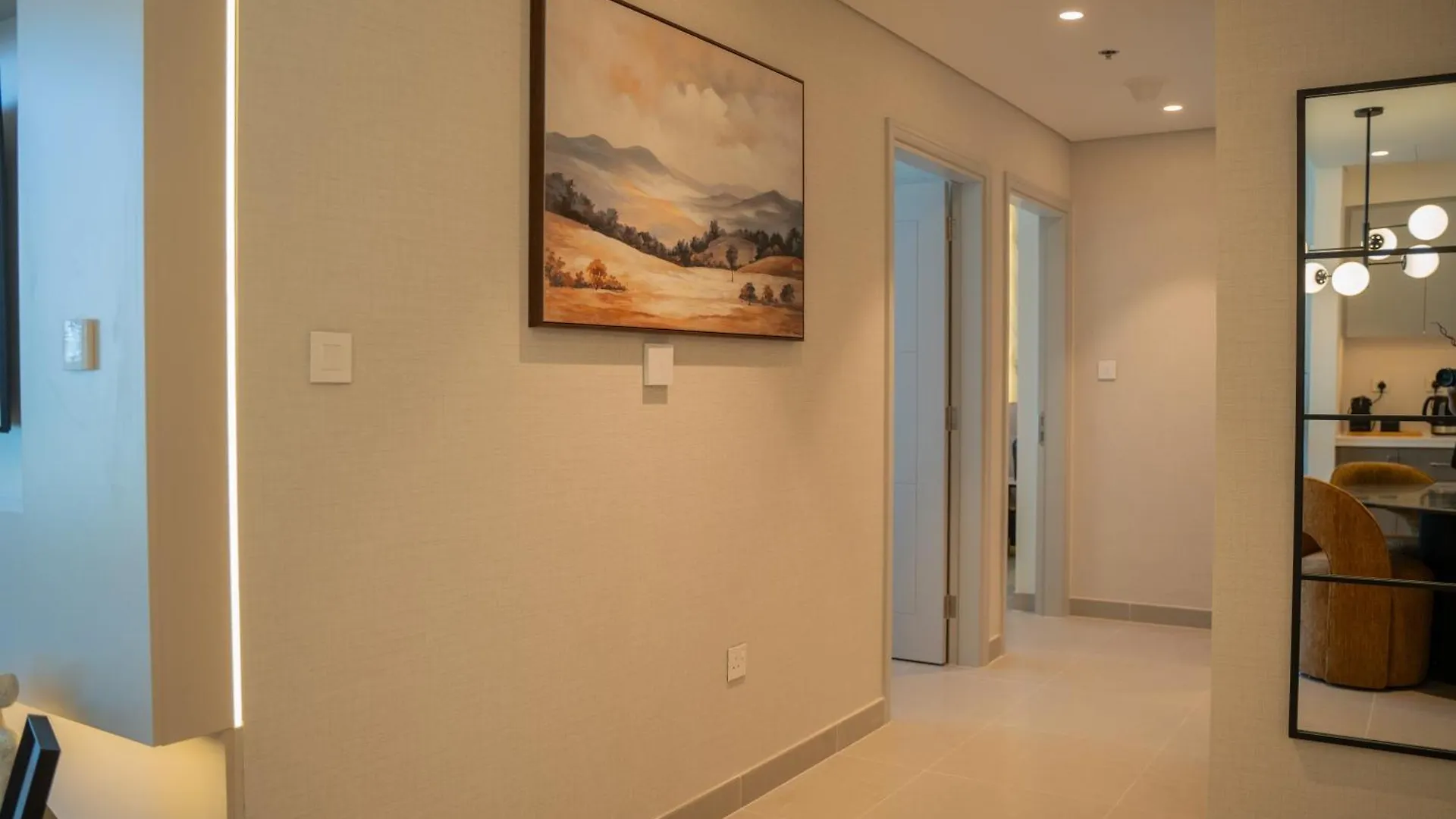 Forte Tower 1 - Modernized Two Bedroom Apartment In Downtown Dubai 0*,