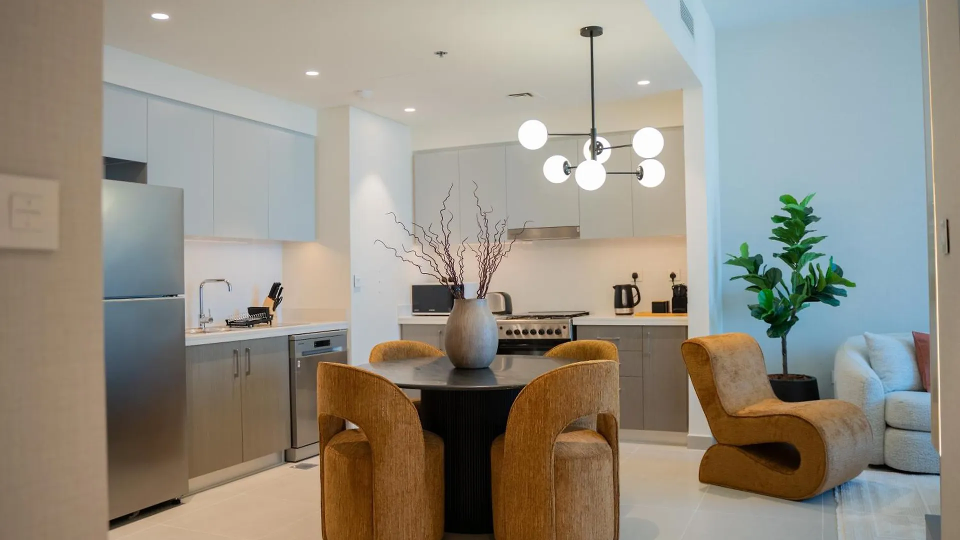 Forte Tower 1 - Modernized Two Bedroom Apartment In Downtown Dubai United Arab Emirates