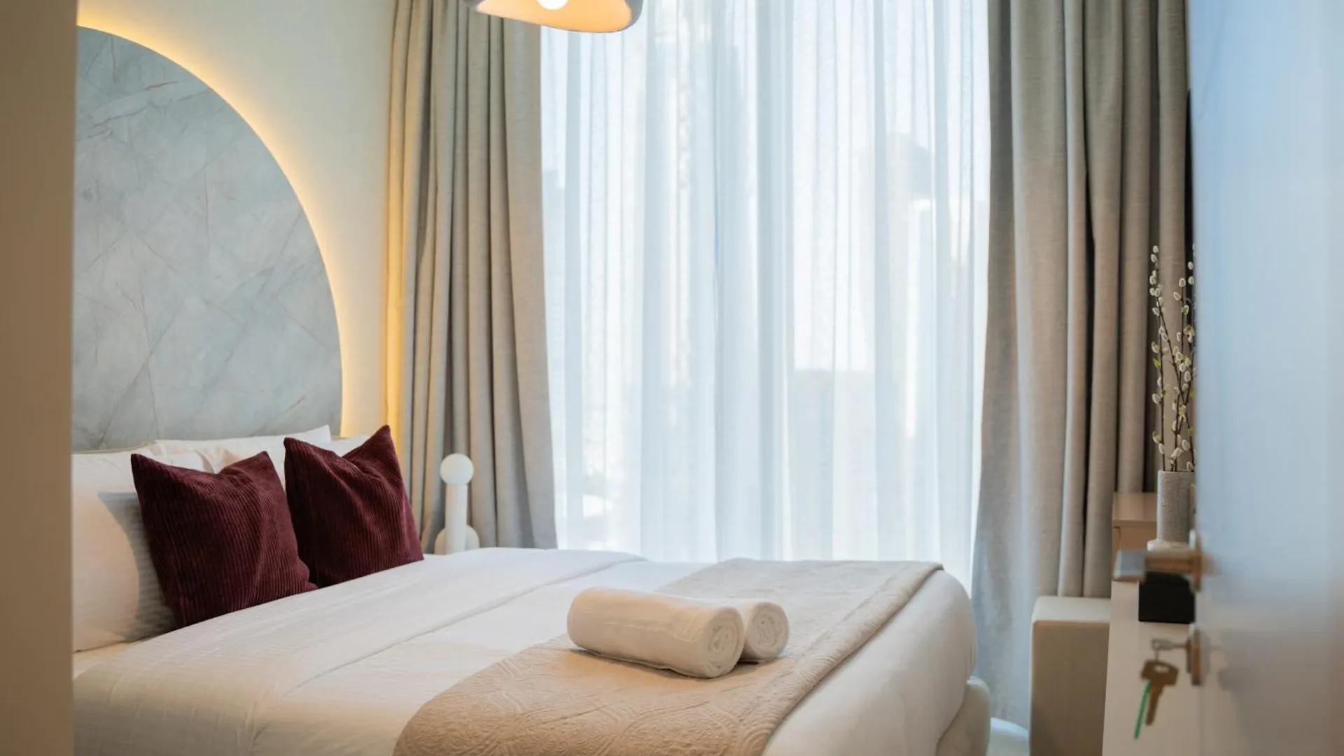 Forte Tower 1 - Modernized Two Bedroom Apartment In Downtown Dubai